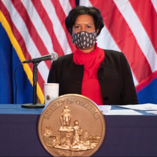 Washington DC mayor mandates mask