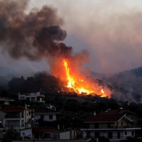 Wildfires sweep through southern Greece