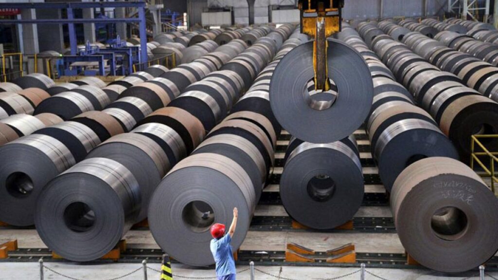 World crude steel production rises in August