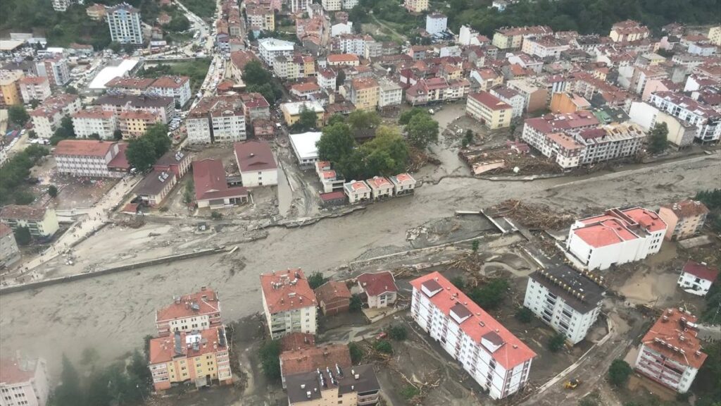 World extends condolences over deadly floods in Turkey