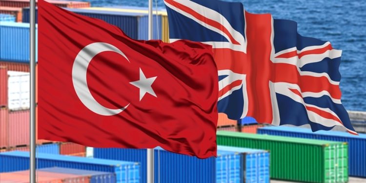 An illustration shows flags of Türkiye and the UK in front of shipping containers.